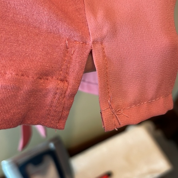 H Halston Blush colored top  2 contrasting fabrics /waistline tie Scoopneck Sz S - Picture 11 of 12